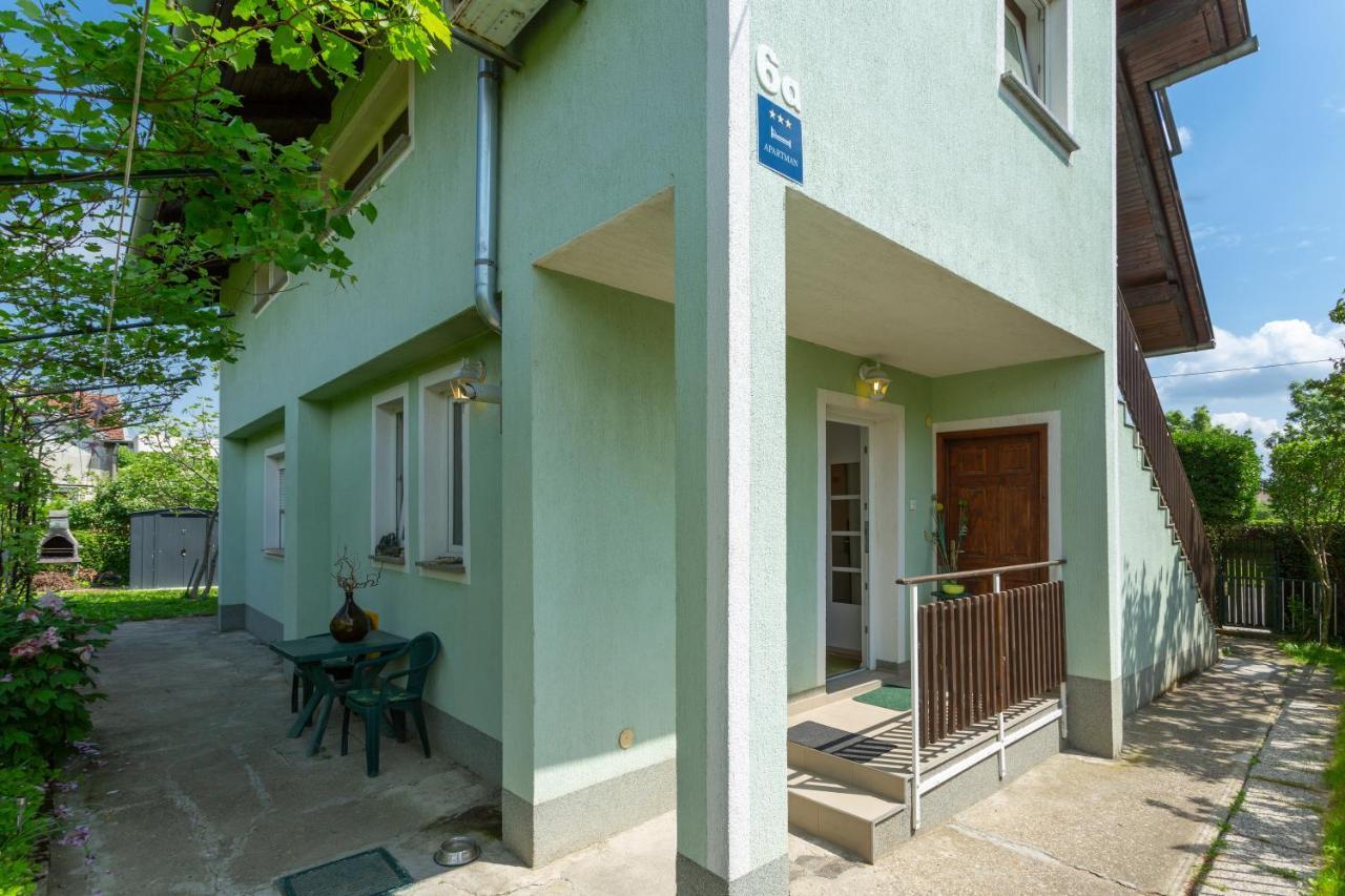 Green Garden House Appartement Zagreb Buitenkant foto
